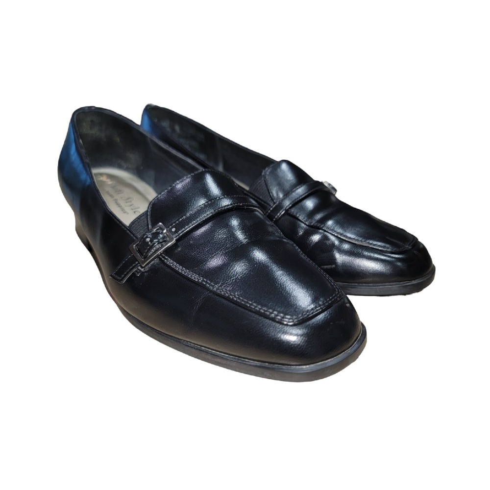 Soft Style By Hush Puppies Women's Black leather Loafer Heel Shoes Size 6.5